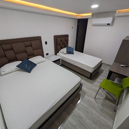 Hostel Boutique Nido De Loros Меделин Екстериор снимка