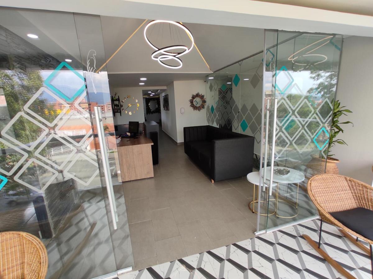 Hostel Boutique Nido De Loros Меделин Екстериор снимка