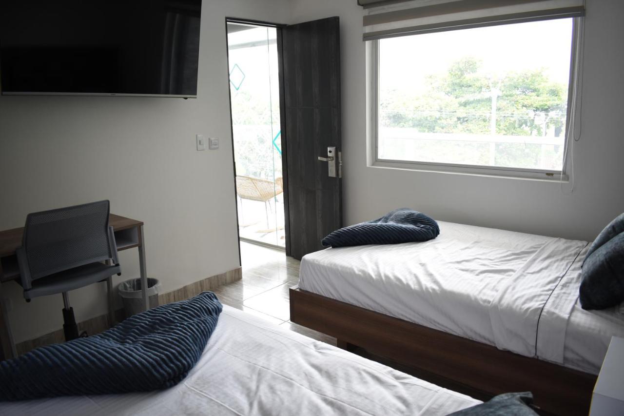 Hostel Boutique Nido De Loros Меделин Екстериор снимка