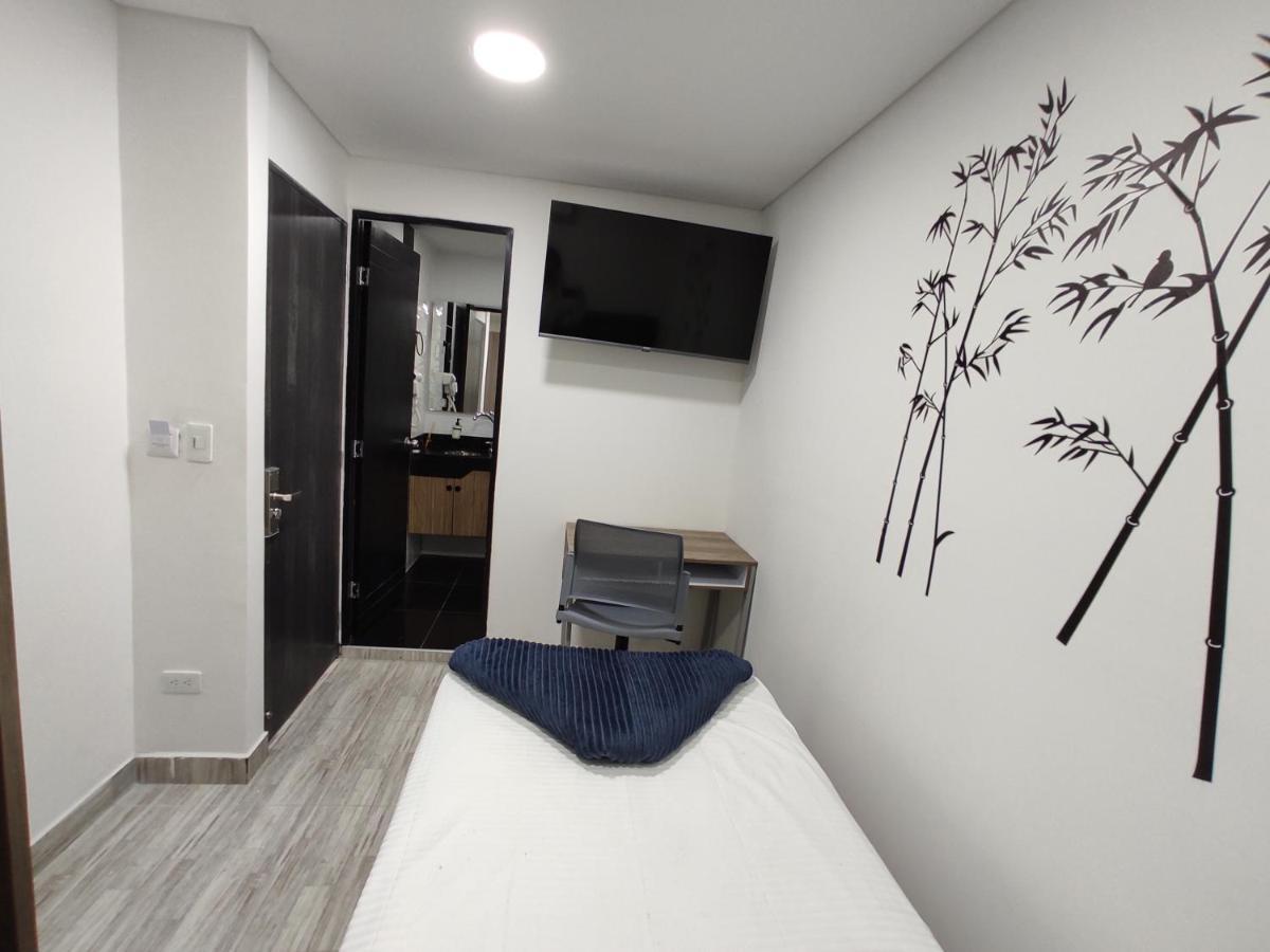Hostel Boutique Nido De Loros Меделин Екстериор снимка