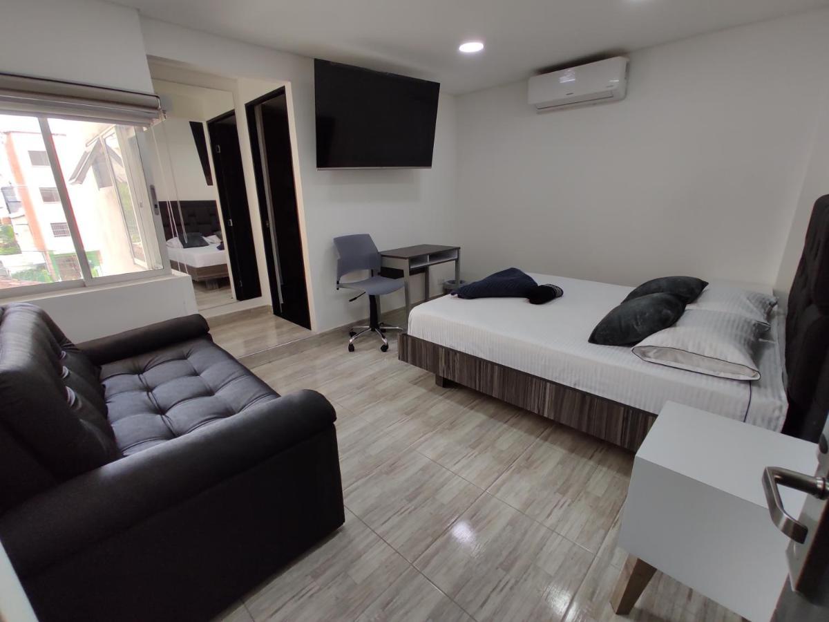 Hostel Boutique Nido De Loros Меделин Екстериор снимка