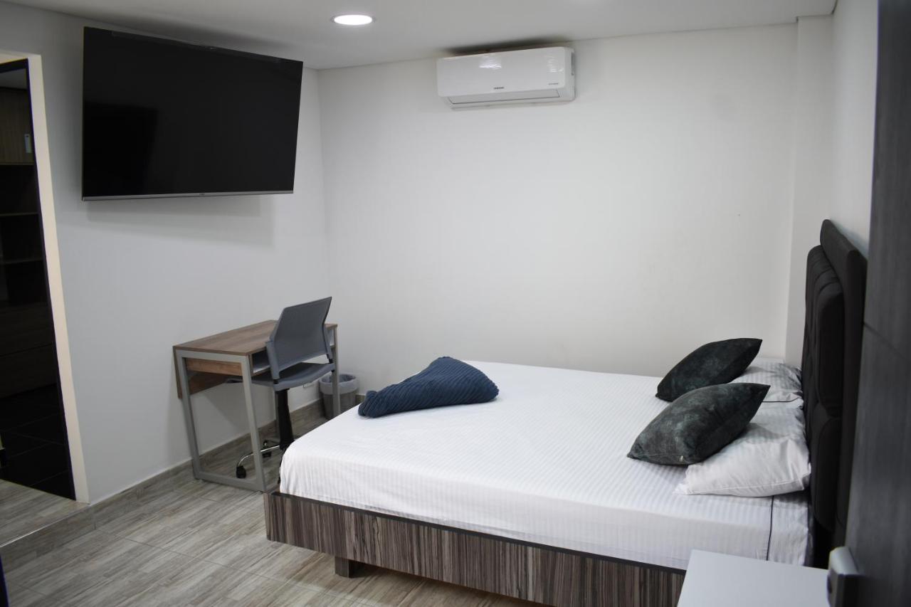 Hostel Boutique Nido De Loros Меделин Екстериор снимка