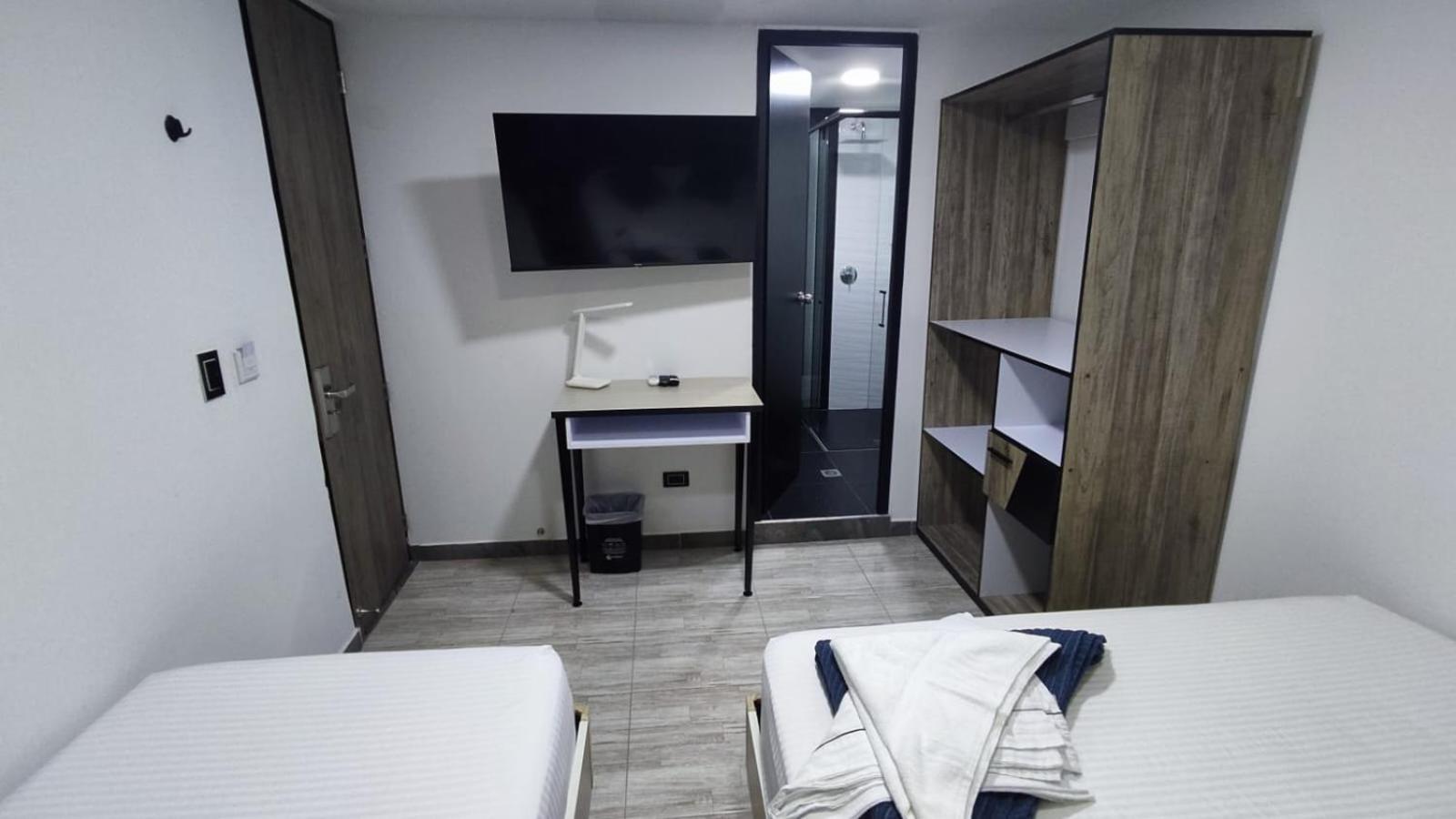Hostel Boutique Nido De Loros Меделин Екстериор снимка