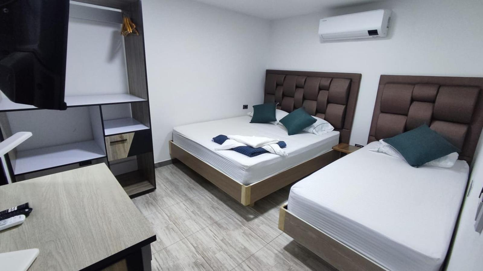 Hostel Boutique Nido De Loros Меделин Екстериор снимка