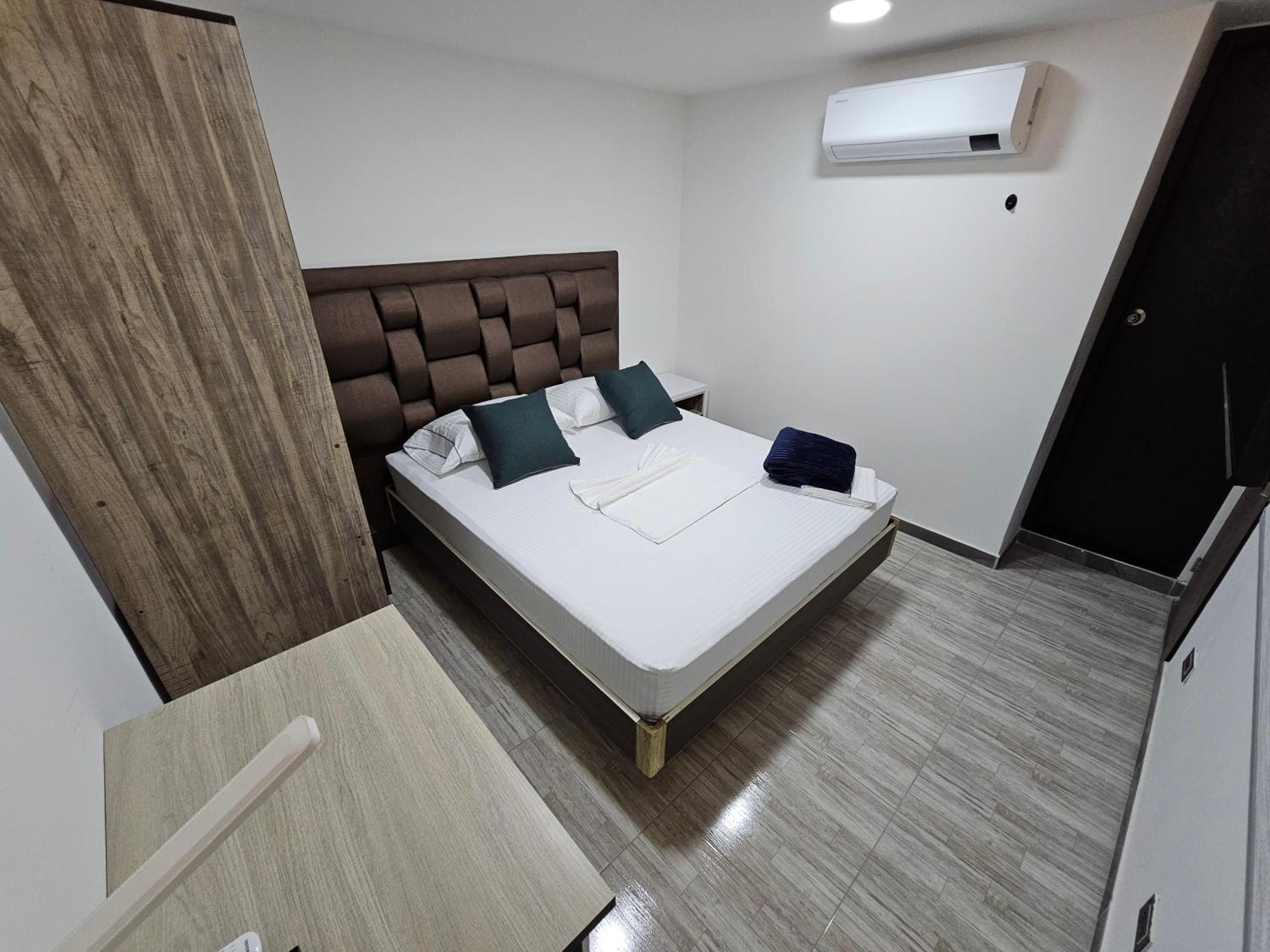Hostel Boutique Nido De Loros Меделин Екстериор снимка