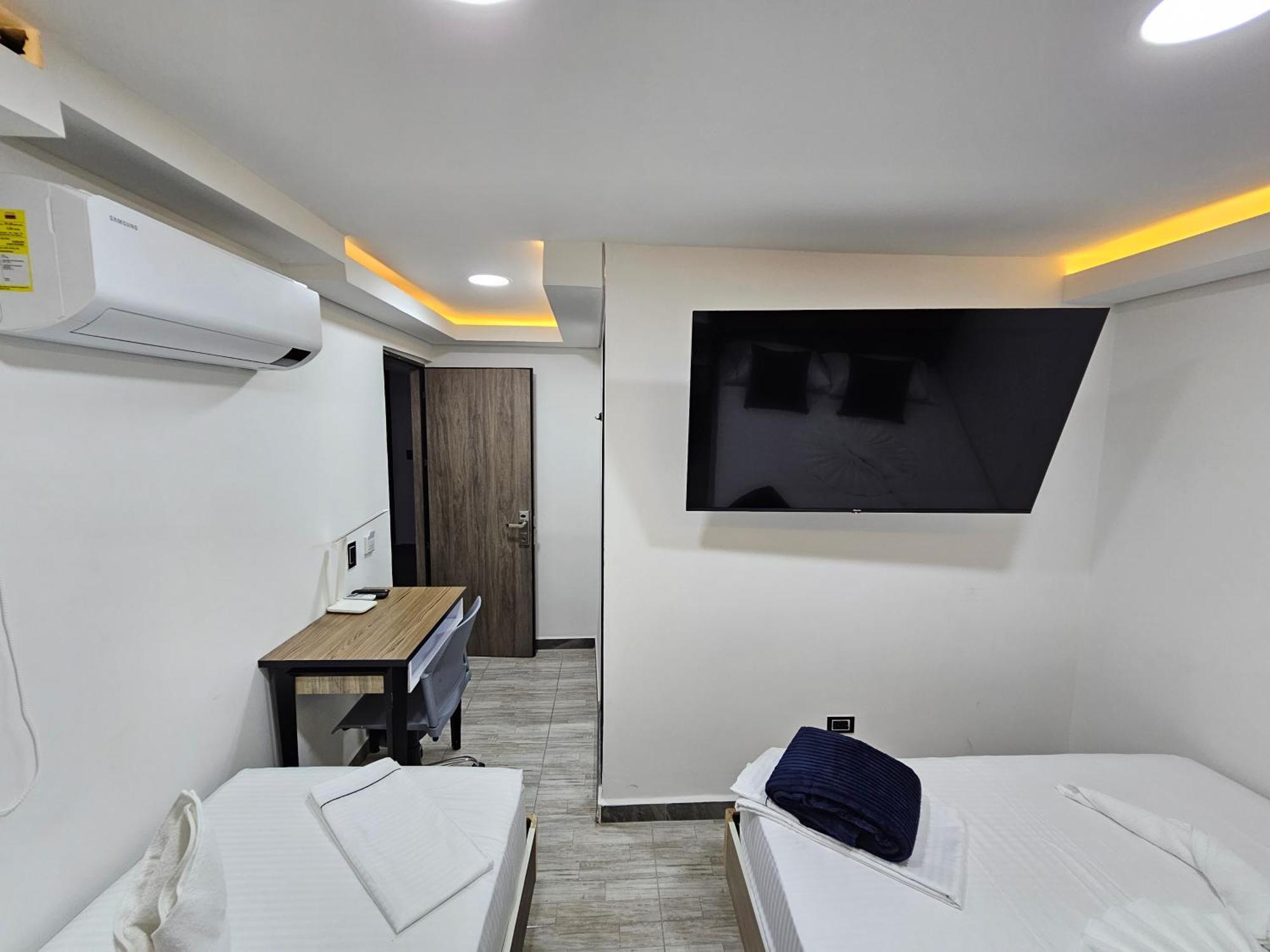 Hostel Boutique Nido De Loros Меделин Екстериор снимка