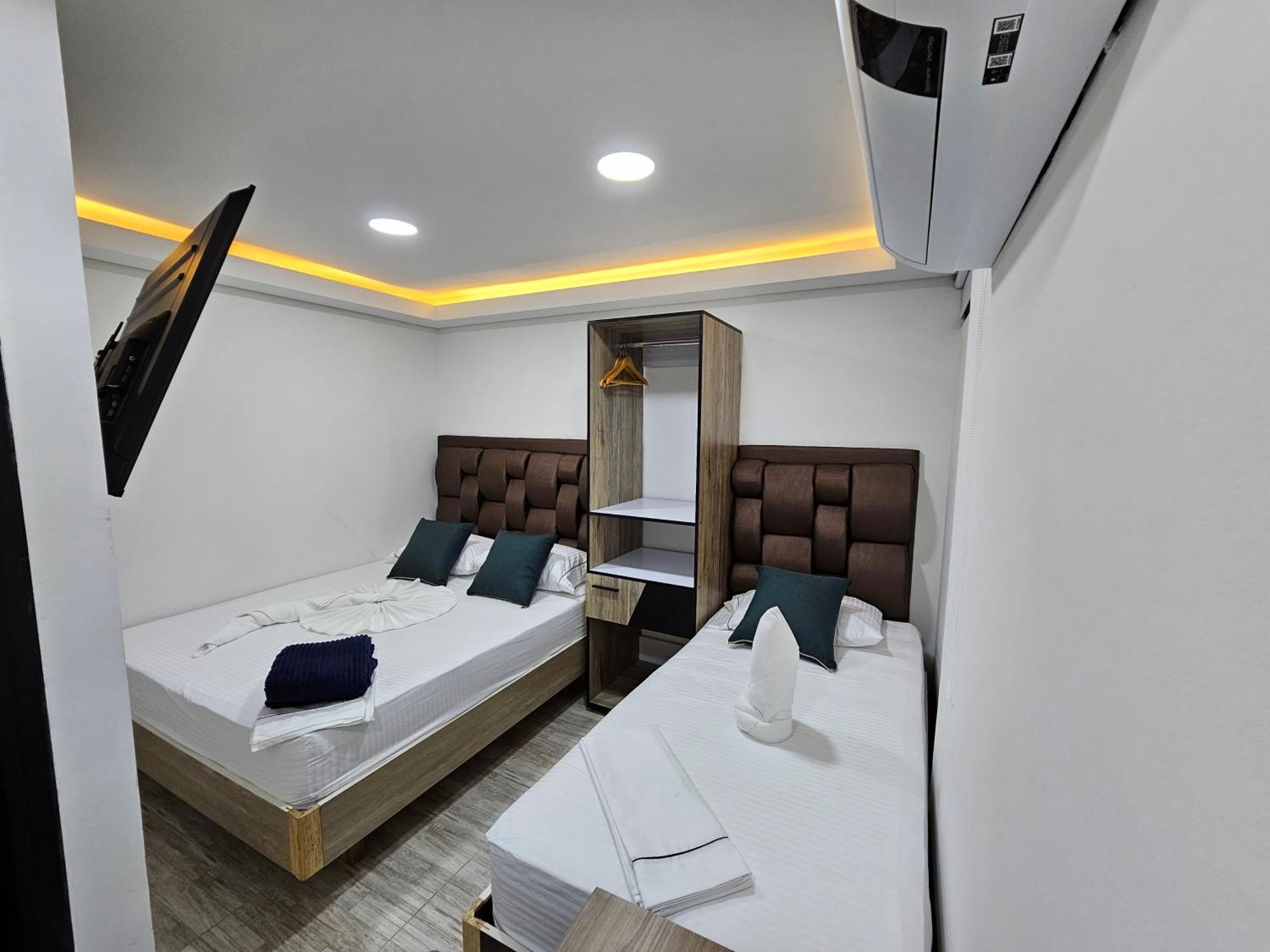Hostel Boutique Nido De Loros Меделин Екстериор снимка