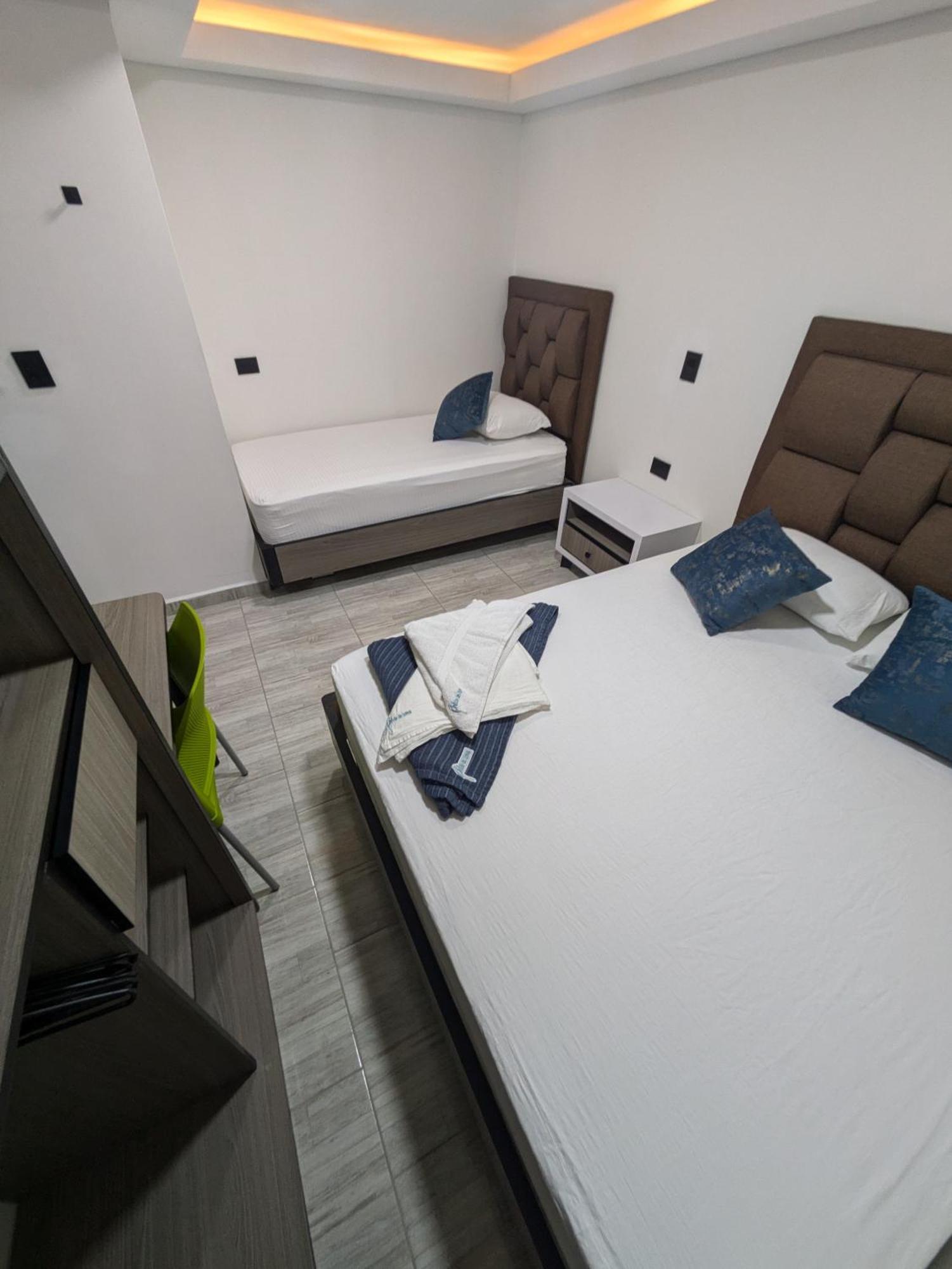 Hostel Boutique Nido De Loros Меделин Екстериор снимка