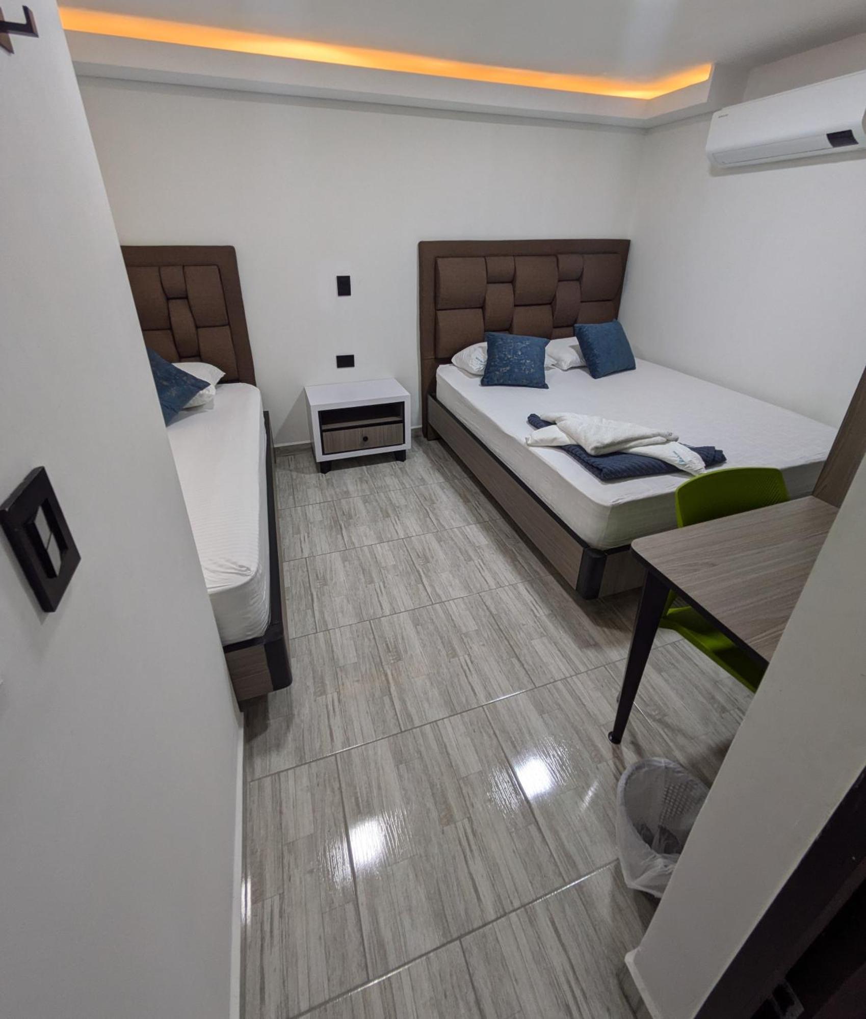 Hostel Boutique Nido De Loros Меделин Екстериор снимка