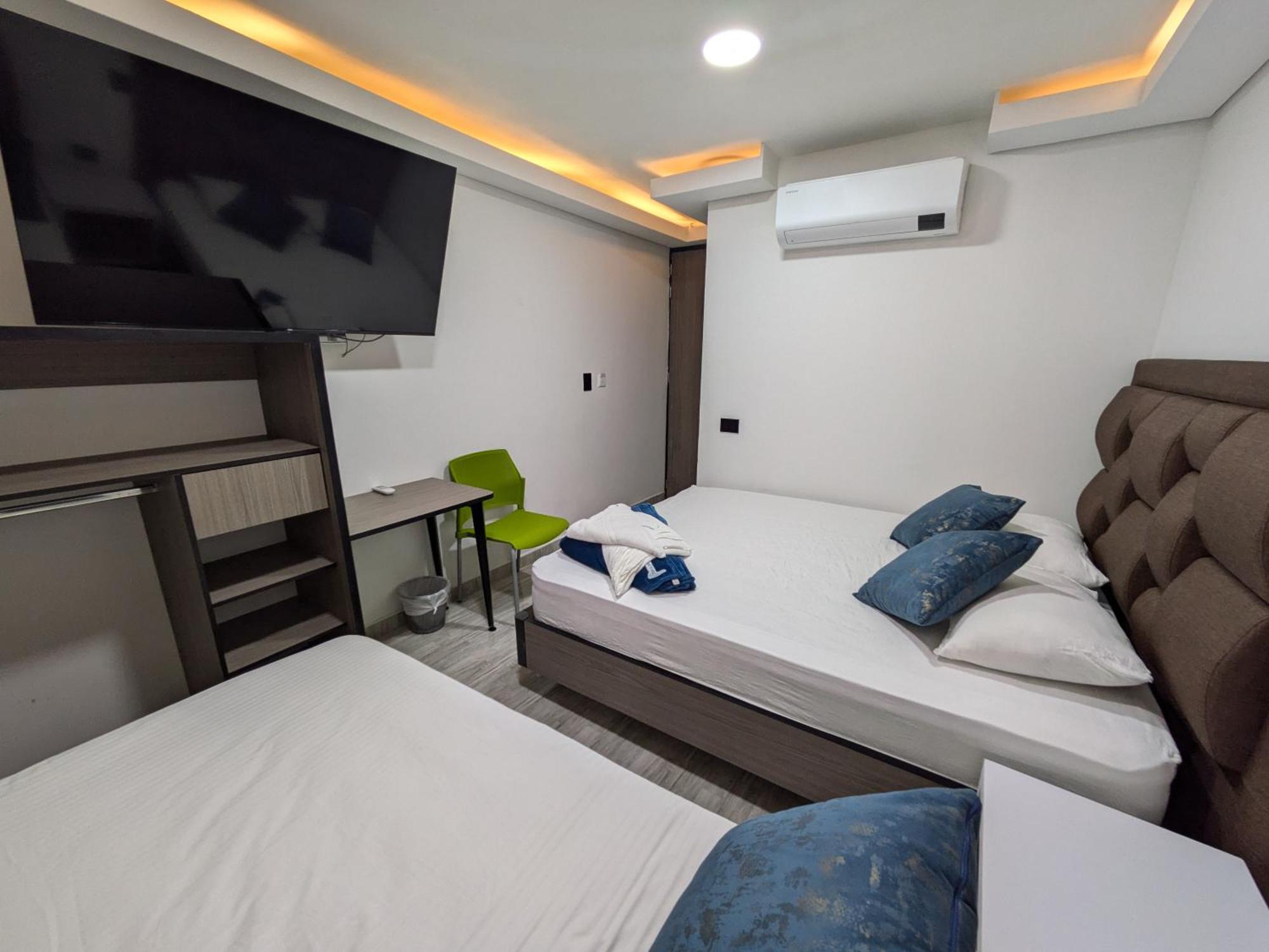 Hostel Boutique Nido De Loros Меделин Екстериор снимка