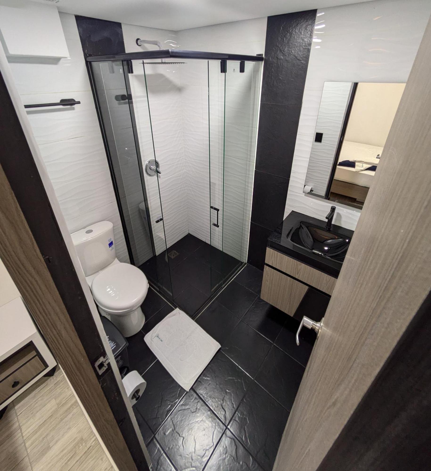 Hostel Boutique Nido De Loros Меделин Екстериор снимка